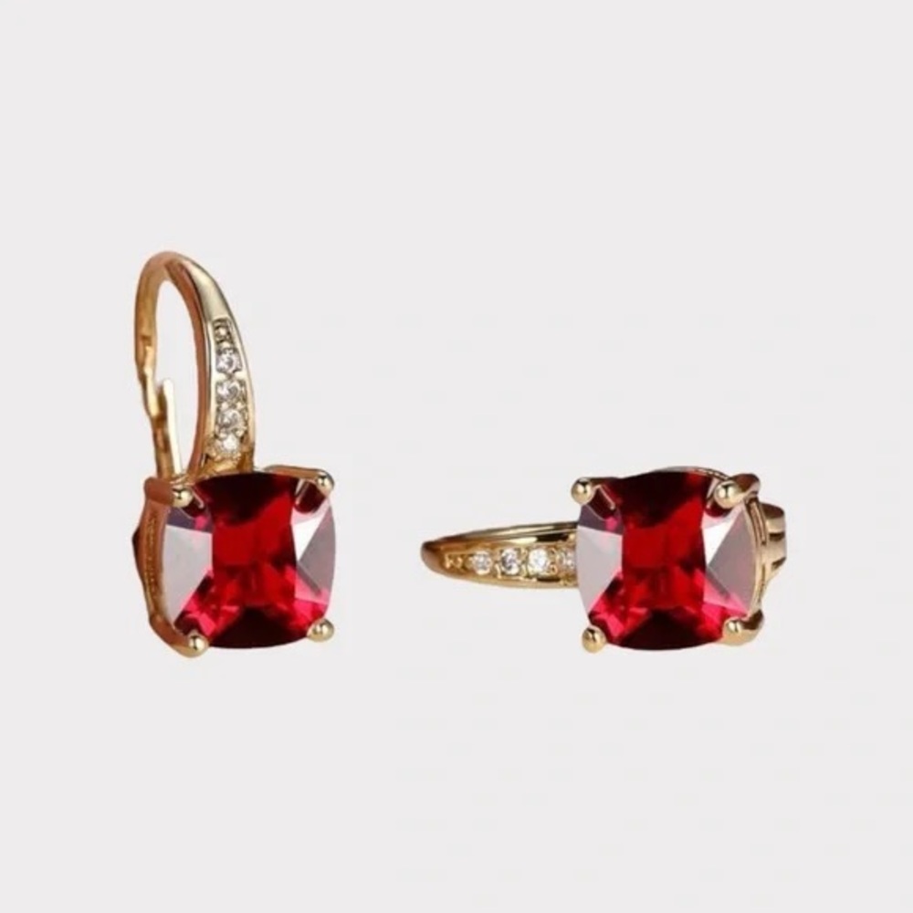 New Womans 7.00 ct Garnet .38 ct White Sapphire 14kt Yellow Gold Drop Earrings - Picture 9 of 9